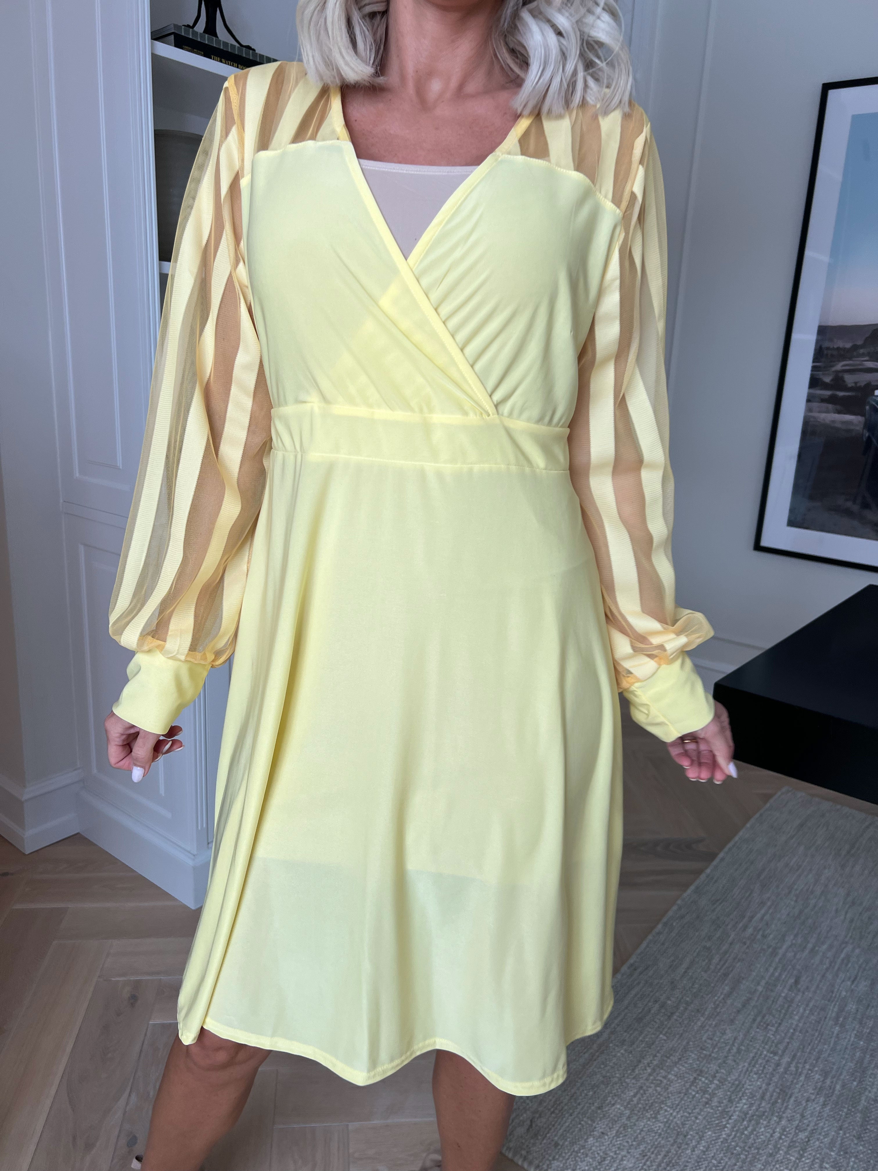 Engel - Kjole med de fineste stribede ærmer i mesh